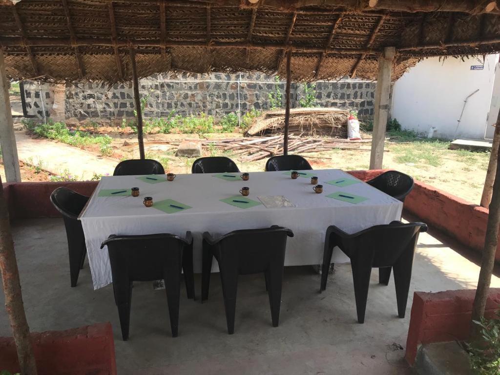 Chan Beach Resort Bahur Exterior foto